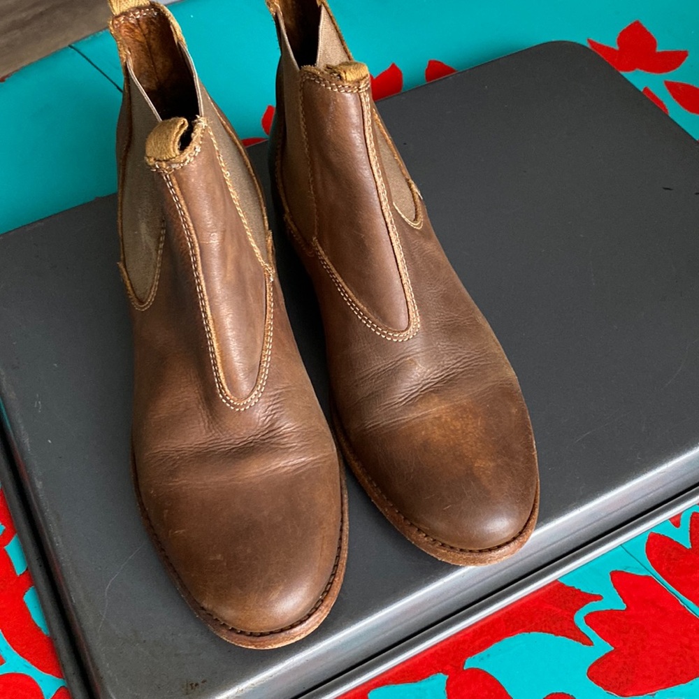 Ten Points Diana Leather Chelsea Boots Size 38